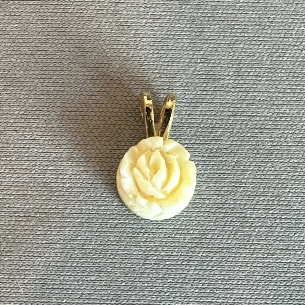Vintage Ivory Rose Pendant